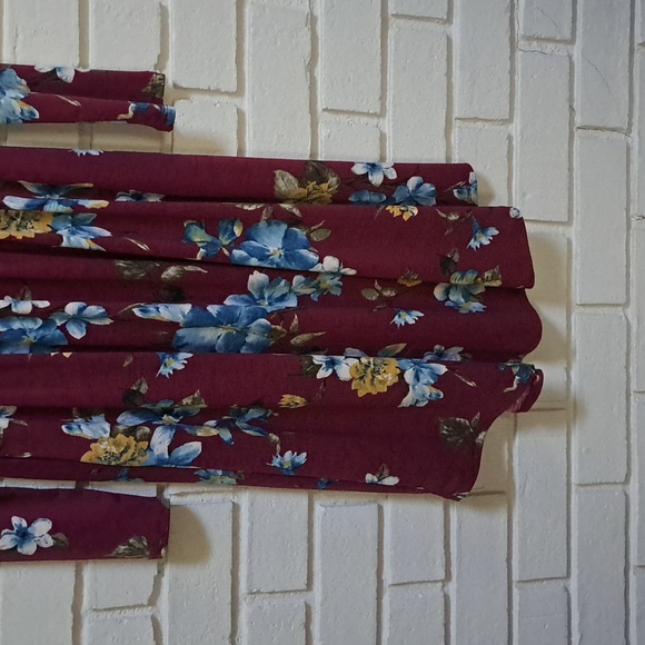 Egs Bergandy Purplish Long Sleeve Floral Flowy Dress. Size Medium - Picture 3 of 9